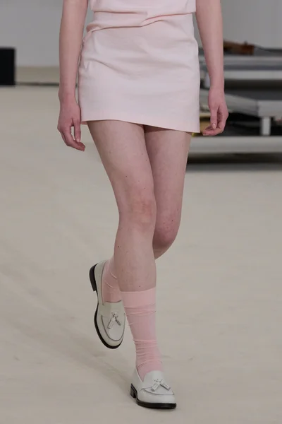 Look 18